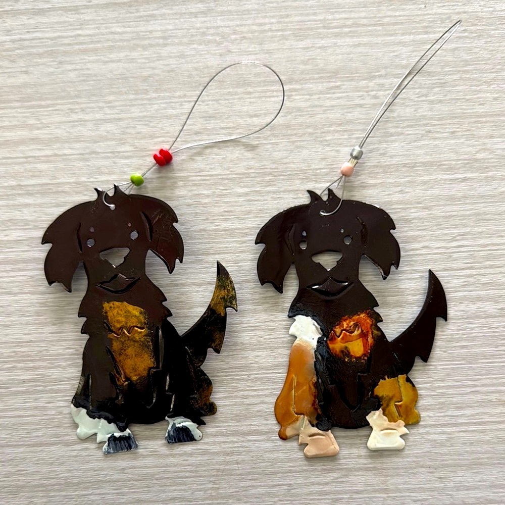 Dog Shaped Metal Ornaments